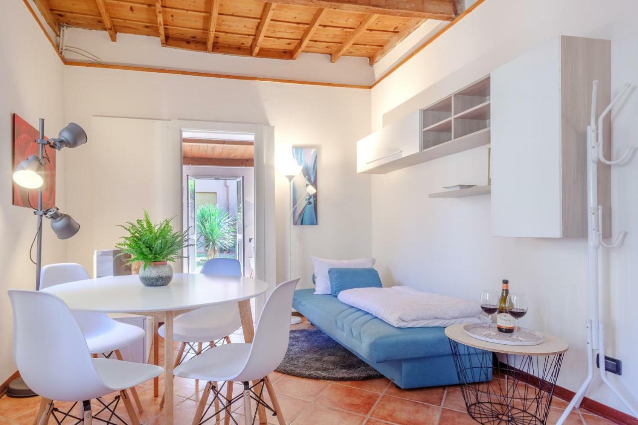 Duplex Apartment In Pieno Centro Ferrara Eksteriør billede